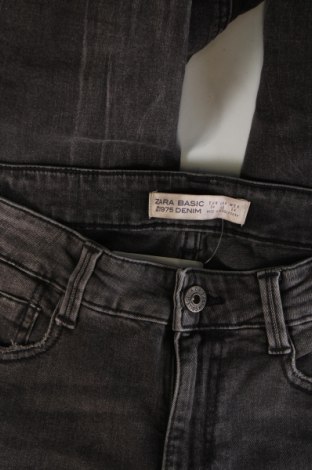Dámske džínsy  Zara, Veľkosť XS, Farba Sivá, Cena  5,51 €