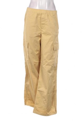Дамски дънки Zara, Размер XS, Цвят Жълт, Цена 37,57 лв.
