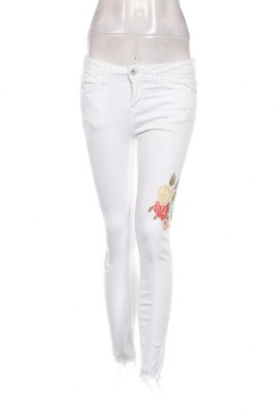 Damen Jeans Zara, Größe S, Farbe Weiß, Preis 6,99 €