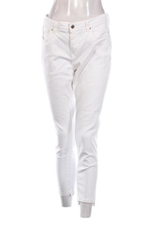 Γυναικείο Τζίν Zara, Μέγεθος XL, Χρώμα Λευκό, Τιμή 13,81 €