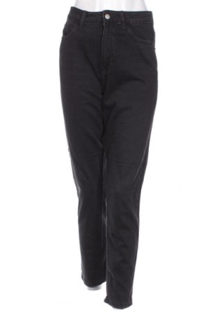 Дамски дънки Zara, Размер S, Цвят Черен, Цена 8,64 лв.