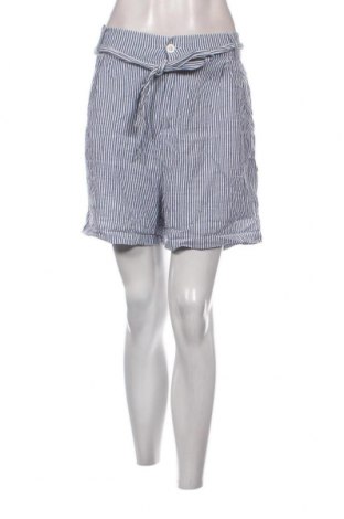 Γυναικείο κοντό παντελόνι Blue Seven, Μέγεθος M, Χρώμα Μπλέ, Τιμή 10,43 €