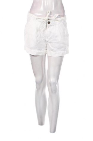 Γυναικείο κοντό παντελόνι Chiemsee, Μέγεθος M, Χρώμα Λευκό, Τιμή 10,20 €