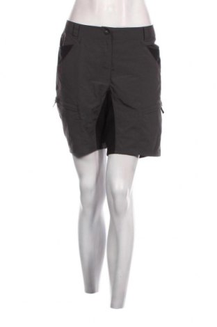 Дамски къс панталон Jack Wolfskin, Размер L, Цвят Сив, Цена 91,20 лв.