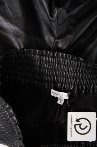 Pantaloni scurți de femei Maison d' Amelie, Mărime L, Culoare Negru, Preț 29,08 Lei