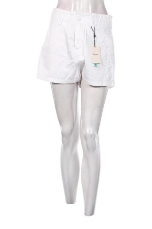 Γυναικείο κοντό παντελόνι Pepe Jeans, Μέγεθος M, Χρώμα Λευκό, Τιμή 20,82 €