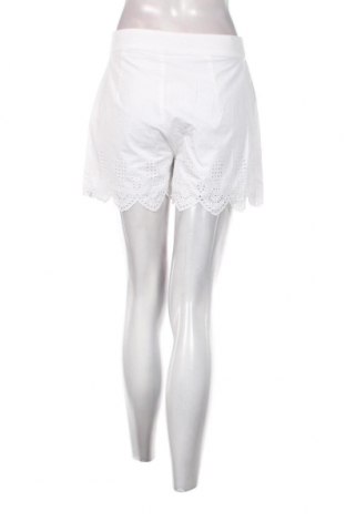 Дамски къс панталон Pepe Jeans, Размер S, Цвят Бял, Цена 108,00 лв.