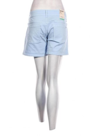 Pantaloni scurți de femei Pepe Jeans, Mărime M, Culoare Albastru, Preț 132,90 Lei