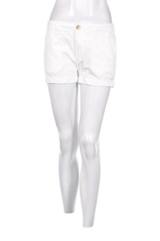 Дамски къс панталон Pepe Jeans, Размер S, Цвят Бял, Цена 40,40 лв.