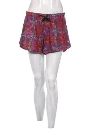 Γυναικείο κοντό παντελόνι Reece, Μέγεθος M, Χρώμα Πολύχρωμο, Τιμή 4,33 €