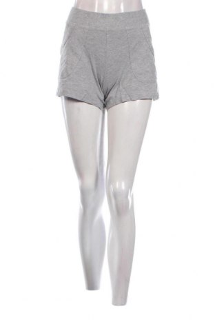 Γυναικείο κοντό παντελόνι Shamp, Μέγεθος M, Χρώμα Γκρί, Τιμή 5,25 €