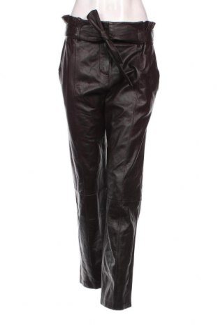 Γυναικείο παντελόνι δερμάτινο Studio AR, Μέγεθος M, Χρώμα Καφέ, Τιμή 290,72 €