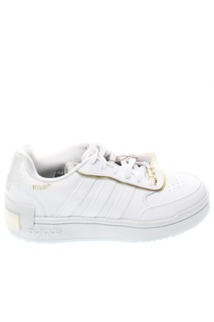 Дамски обувки Adidas, Размер 38, Цвят Бял, Цена 158,34 лв.