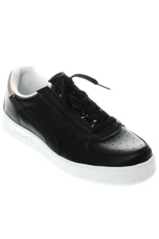 Încălțăminte de damă Diadora, Mărime 38, Culoare Negru, Preț 388,50 Lei