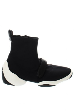 Dámske topánky  Giuseppe Zanotti, Veľkosť 38, Farba Čierna, Cena  145,84 €