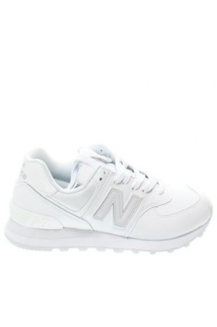 Дамски обувки New Balance, Размер 37, Цвят Бял, Цена 158,34 лв.