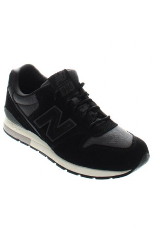 Obuwie damskie New Balance, Rozmiar 39, Kolor Czarny, Cena 541,09 zł