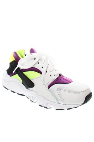 Дамски обувки Nike, Размер 36, Цвят Многоцветен, Цена 203,00 лв.