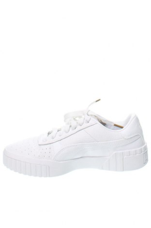 Дамски обувки PUMA, Размер 37, Цвят Бял, Цена 131,95 лв.