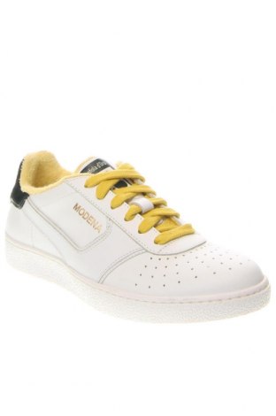 Дамски обувки Pantofola D'oro, Размер 36, Цвят Бял, Цена 81,20 лв.