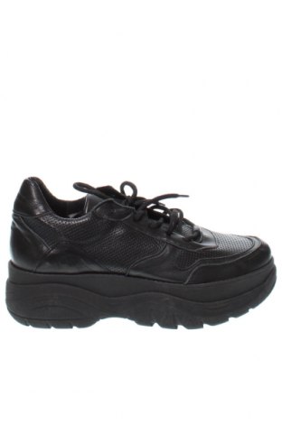 Дамски обувки Steve Madden, Размер 41, Цвят Черен, Цена 53,40 лв.