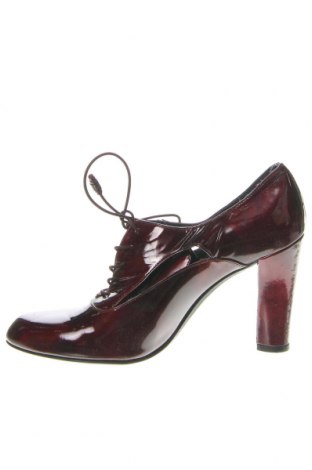 Дамски обувки Stuart Weitzman, Размер 36, Цвят Червен, Цена 216,77 лв.