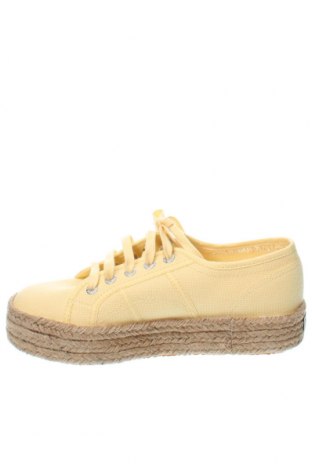 Дамски обувки Superga, Размер 37, Цвят Жълт, Цена 81,20 лв.