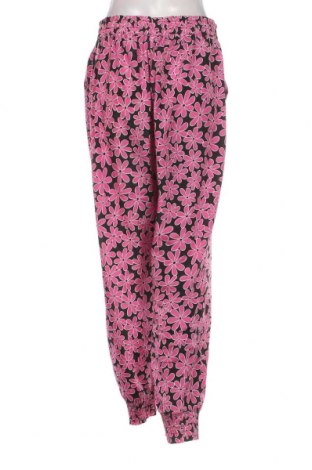 Pantaloni de femei, Mărime M, Culoare Multicolor, Preț 44,89 Lei