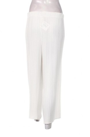 Damenhose, Größe M, Farbe Weiß, Preis € 9,00