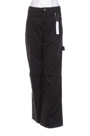 Γυναικείο παντελόνι Bershka, Μέγεθος XL, Χρώμα Μαύρο, Τιμή 8,54 €