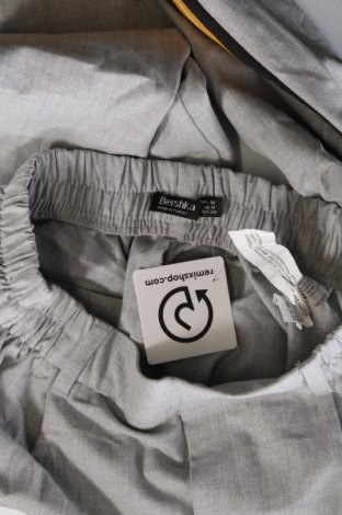 Γυναικείο παντελόνι Bershka, Μέγεθος M, Χρώμα Γκρί, Τιμή 3,23 €