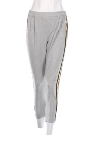 Pantaloni de femei Bershka, Mărime M, Culoare Gri, Preț 20,99 Lei