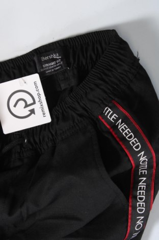 Pantaloni de femei Bershka, Mărime XS, Culoare Negru, Preț 14,31 Lei