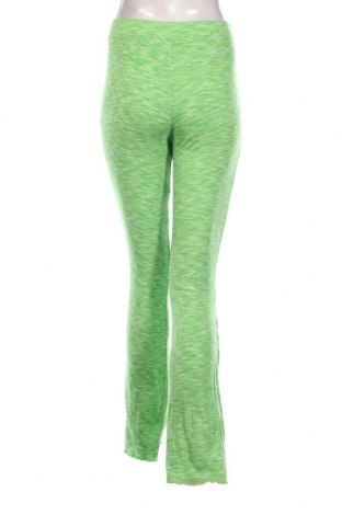 Damenhose Bershka, Größe S, Farbe Grün, Preis 6,23 €