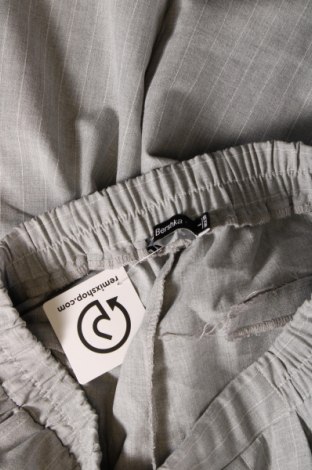 Дамски панталон Bershka, Размер L, Цвят Сив, Цена 7,54 лв.