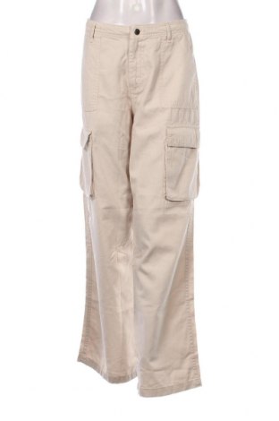 Pantaloni de femei Boohoo, Mărime L, Culoare Bej, Preț 75,66 Lei