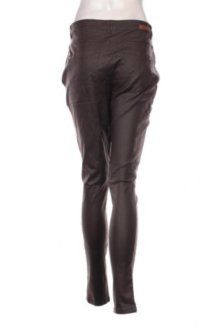 Дамски панталон C&A, Размер M, Цвят Кафяв, Цена 6,67 лв.