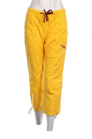 Дамски панталон Crane, Размер M, Цвят Жълт, Цена 30,49 лв.