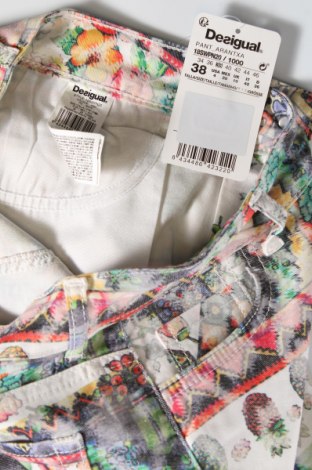 Γυναικείο παντελόνι Desigual, Μέγεθος M, Χρώμα Πολύχρωμο, Τιμή 24,47 €