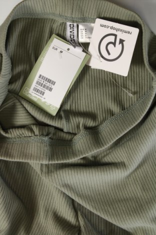 Дамски панталон H&M Divided, Размер M, Цвят Зелен, Цена 24,84 лв.