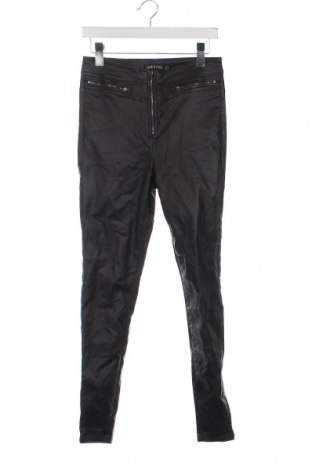 Γυναικείο παντελόνι I Saw It First, Μέγεθος M, Χρώμα Μαύρο, Τιμή 3,77 €