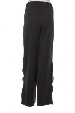 Pantaloni de femei LC Waikiki, Mărime XXL, Culoare Negru, Preț 60,00 Lei
