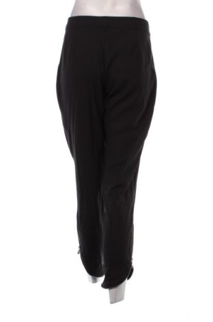 Pantaloni de femei La Mode Est A Vous, Mărime M, Culoare Negru, Preț 31,78 Lei