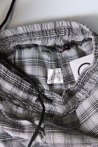 Γυναικείο παντελόνι Made In Italy, Μέγεθος M, Χρώμα Πολύχρωμο, Τιμή 3,41 €