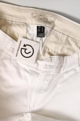 Γυναικείο παντελόνι Mango, Μέγεθος L, Χρώμα Λευκό, Τιμή 46,65 €