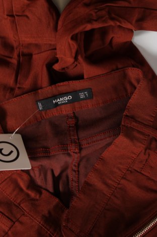 Γυναικείο παντελόνι Mango, Μέγεθος M, Χρώμα Καφέ, Τιμή 10,54 €