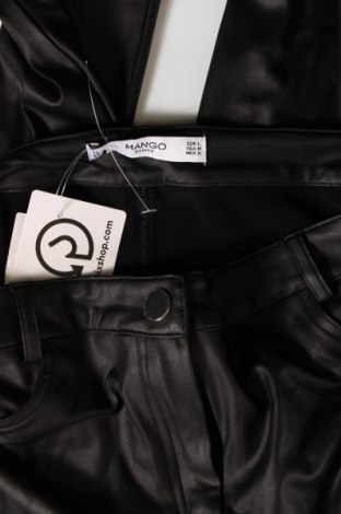 Γυναικείο παντελόνι Mango, Μέγεθος L, Χρώμα Μαύρο, Τιμή 15,35 €