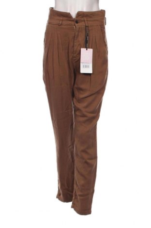 Pantaloni de femei Naf Naf, Mărime S, Culoare Bej, Preț 45,89 Lei
