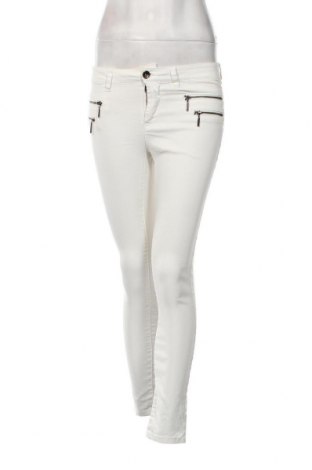 Дамски панталон ONLY, Размер S, Цвят Бял, Цена 14,58 лв.