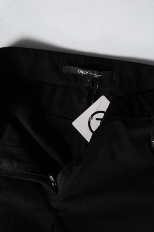 Дамски панталон ONLY, Размер S, Цвят Черен, Цена 42,75 лв.